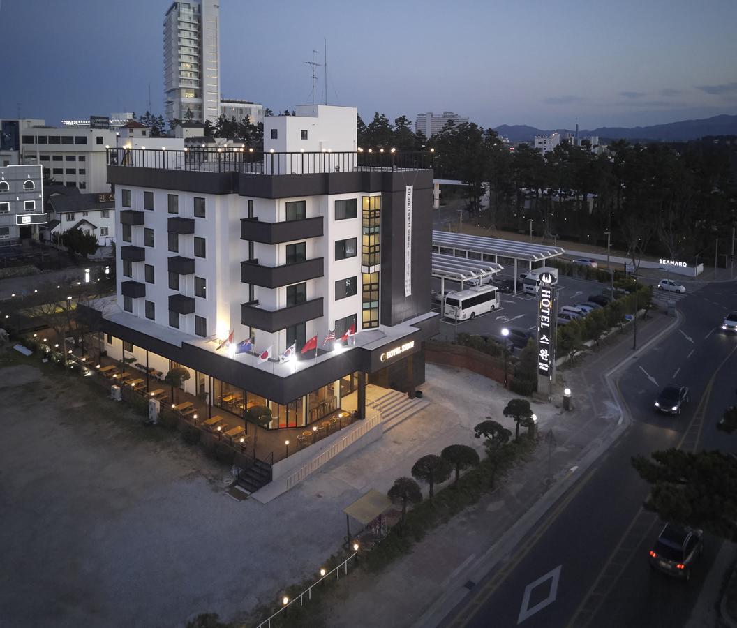 Hotel Swan Gangneung Buitenkant foto